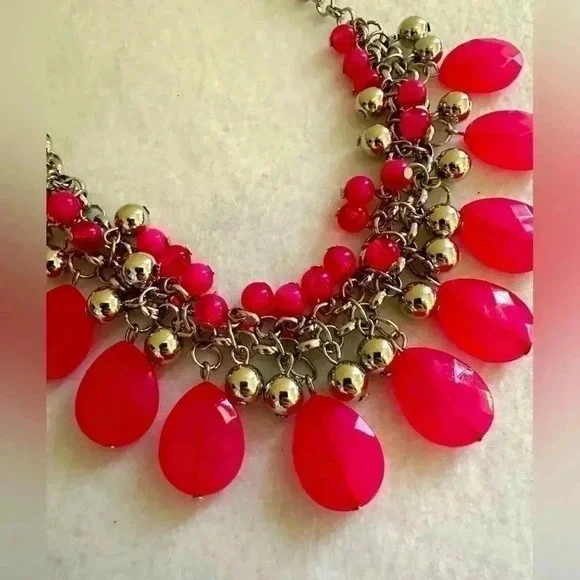 Trending Tropicana- Pink Necklace - Picture 5 of 9